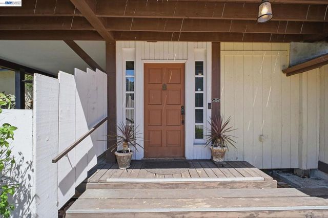 48332 Cottonwood St, Fremont, CA 94539