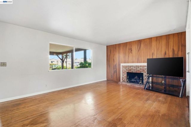 48332 Cottonwood St, Fremont, CA 94539