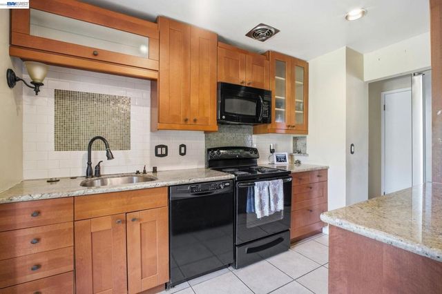 48332 Cottonwood St, Fremont, CA 94539