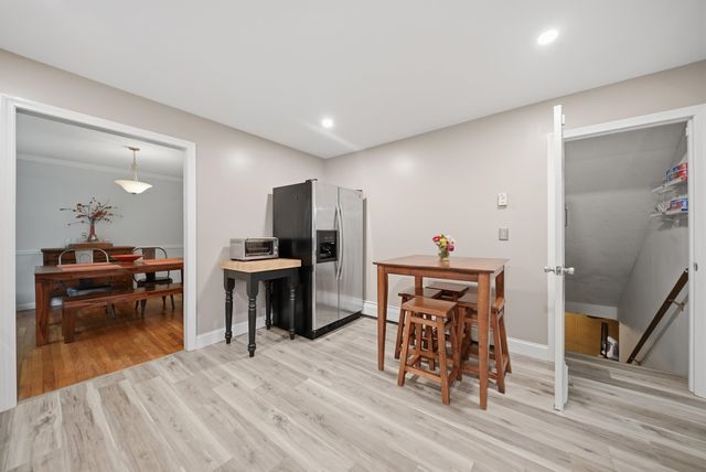 47 Beaver Lane, Bedford, NH 03110