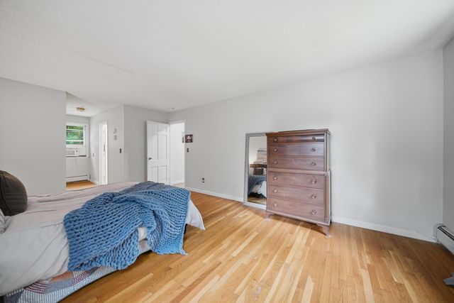 47 Beaver Lane, Bedford, NH 03110