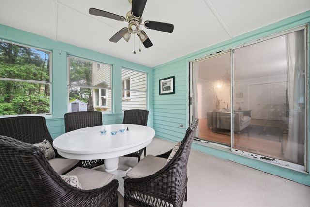 47 Beaver Lane, Bedford, NH 03110