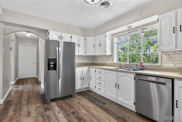 8435 High Street, Cedar Hill, MO 63016