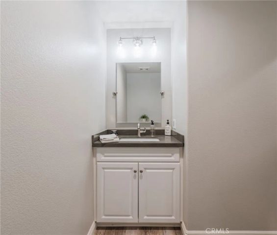 585 S Kroeger, Anaheim, CA 92805