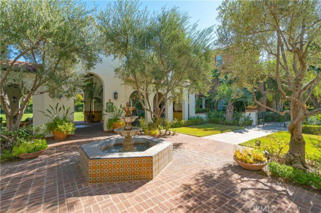 585 S Kroeger, Anaheim, CA 92805