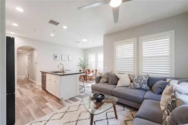 585 S Kroeger, Anaheim, CA 92805