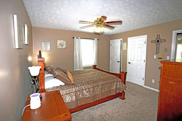 200 Ironwood Drive, Nicholasville, KY 40356