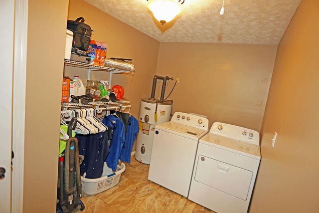 200 Ironwood Drive, Nicholasville, KY 40356