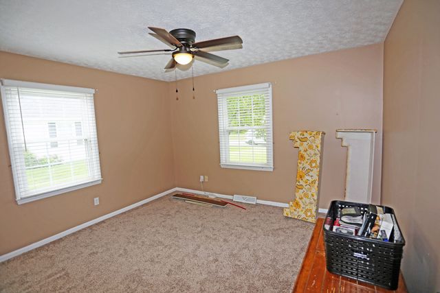 200 Ironwood Drive, Nicholasville, KY 40356