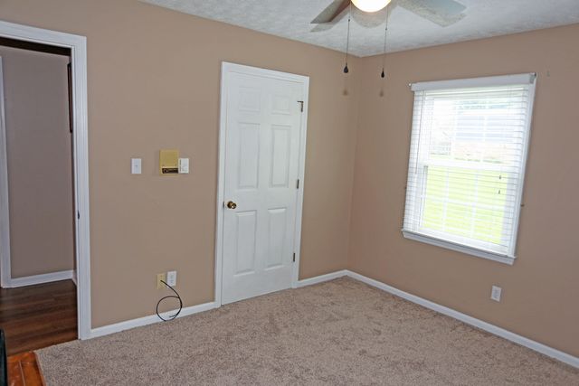 200 Ironwood Drive, Nicholasville, KY 40356
