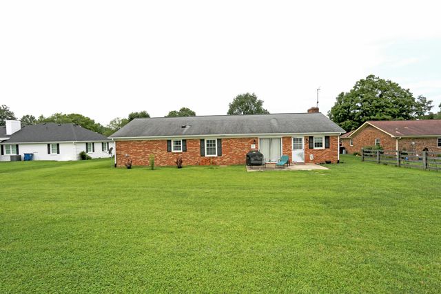 200 Ironwood Drive, Nicholasville, KY 40356