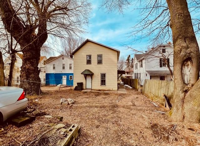329 W 20TH Street, Erie, PA 16502