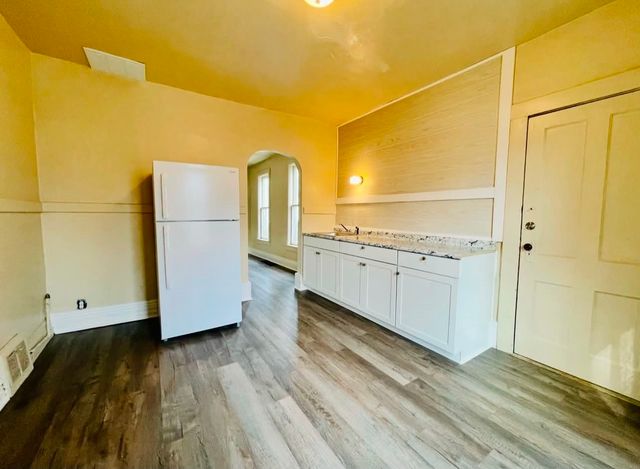 329 W 20TH Street, Erie, PA 16502