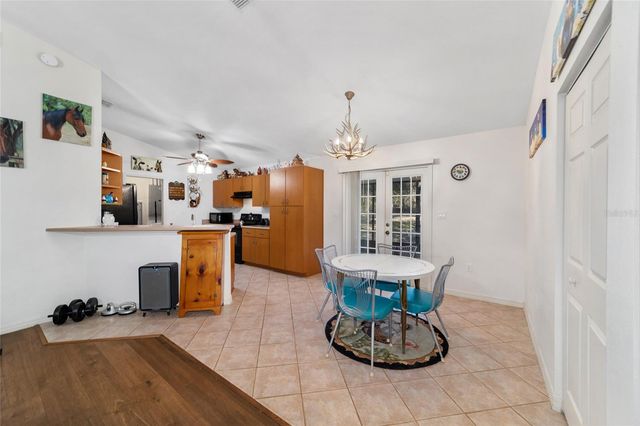 1572 N HIGHWAY 314A, Silver Springs, FL 34488