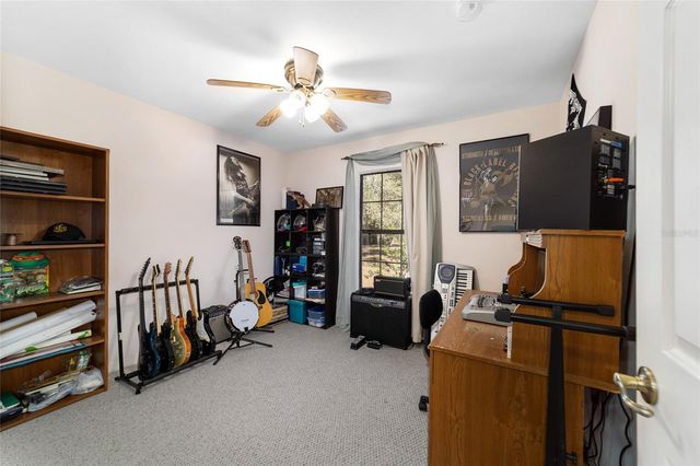 1572 N HIGHWAY 314A, Silver Springs, FL 34488