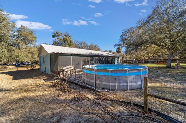 1572 N HIGHWAY 314A, Silver Springs, FL 34488