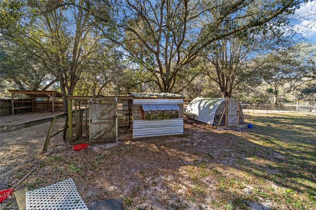 1572 N HIGHWAY 314A, Silver Springs, FL 34488