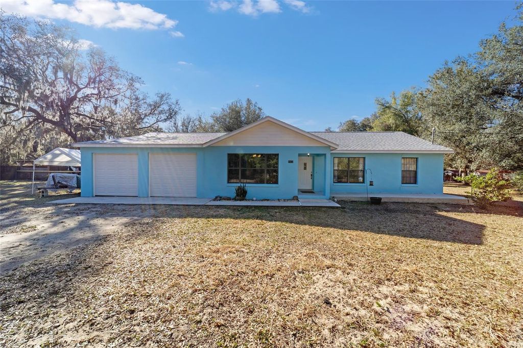 Image 1 of property listing at 1572 N HIGHWAY 314A, Silver Springs, FL 34488