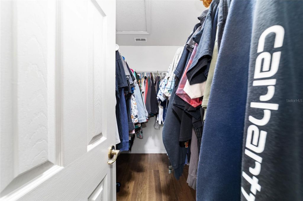 Image 28 of property listing at 1572 N HIGHWAY 314A, Silver Springs, FL 34488