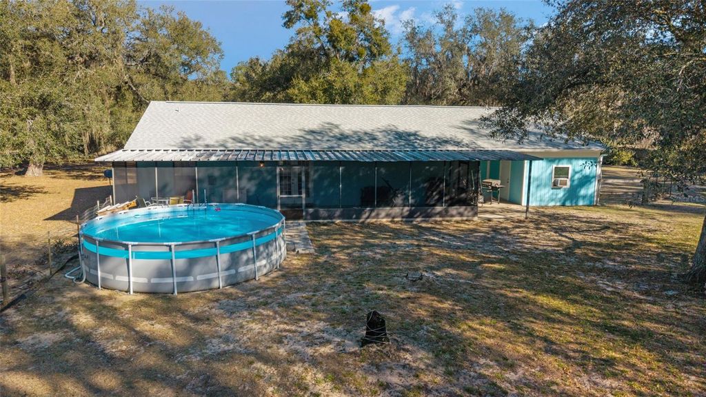 Image 48 of property listing at 1572 N HIGHWAY 314A, Silver Springs, FL 34488