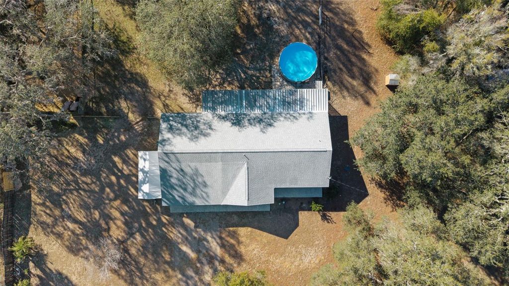 Image 57 of property listing at 1572 N HIGHWAY 314A, Silver Springs, FL 34488