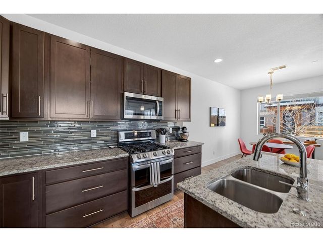 19518 E Sunset Cir, Centennial, CO 80015