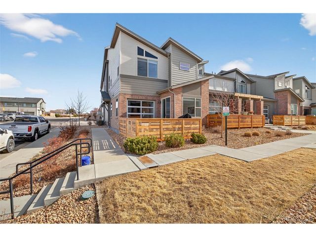 19518 E Sunset Cir, Centennial, CO 80015