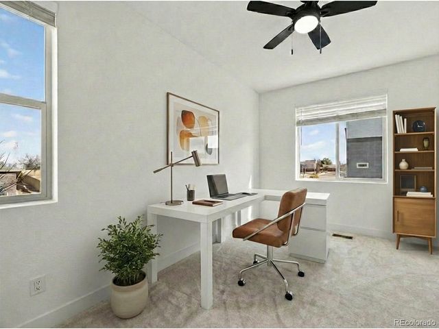 19518 E Sunset Cir, Centennial, CO 80015