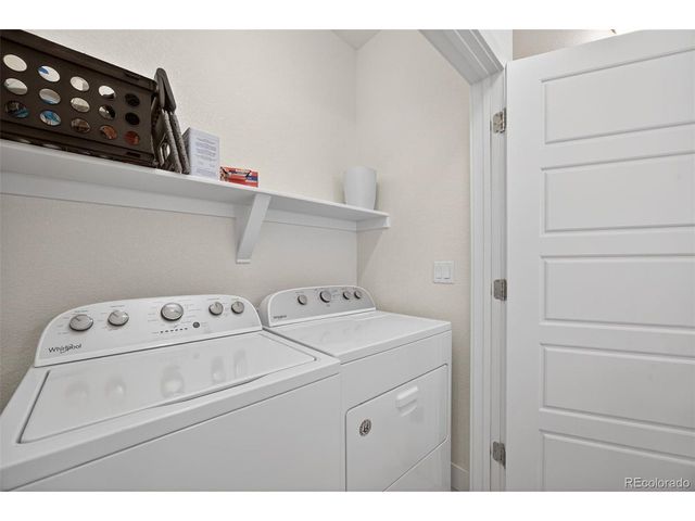 19518 E Sunset Cir, Centennial, CO 80015