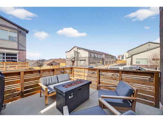 19518 E Sunset Cir, Centennial, CO 80015