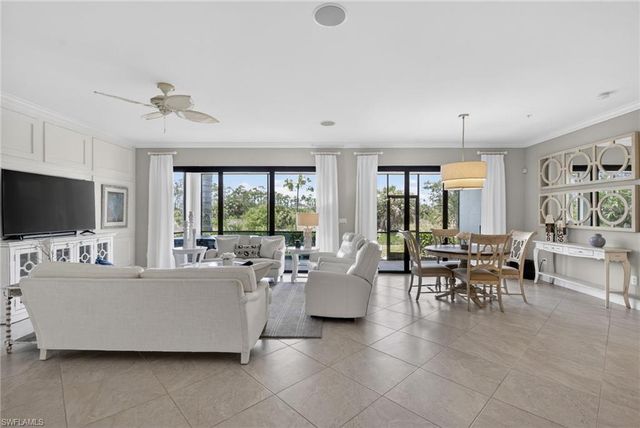 1590 Oceania DR S 1, Naples, FL 34113