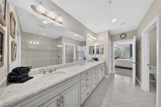 1590 Oceania DR S 1, Naples, FL 34113