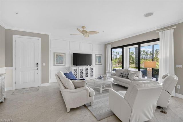1590 Oceania DR S 1, Naples, FL 34113