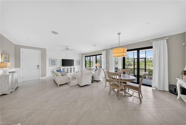 1590 Oceania DR S 1, Naples, FL 34113