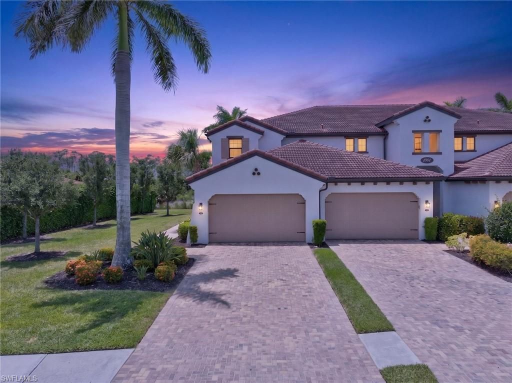 1590 Oceania DR S 1, Naples, FL 34113