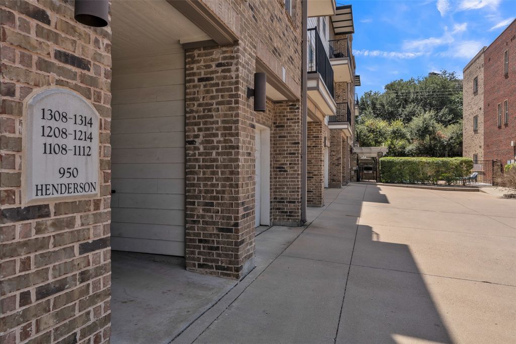 950 Henderson Street 1214, Fort Worth, TX 76102 — photo 3
