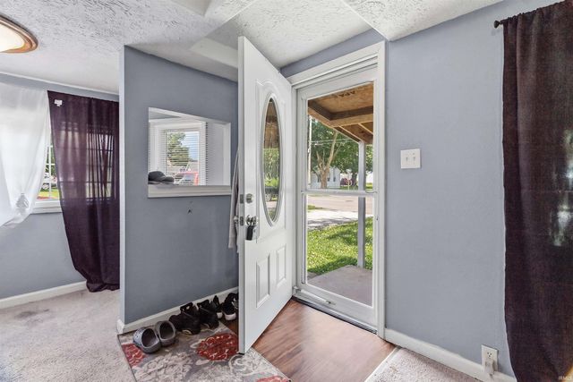 1002 E 30th Street, Marion, IN 46953