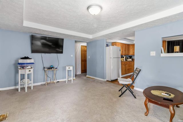 1002 E 30th Street, Marion, IN 46953