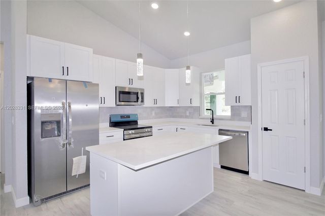 4000 Garienda Avenue, Sebring, FL 33872