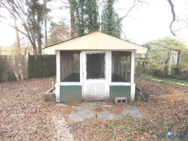 1936 Richmond Ave, Petersburg, VA 23803