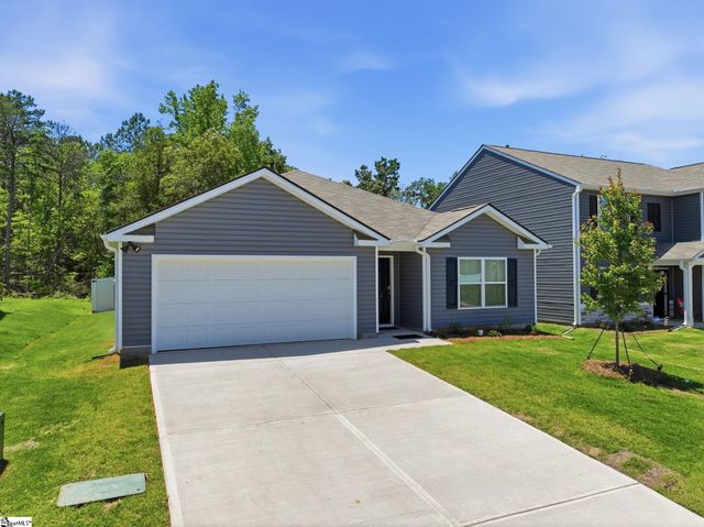302 Roocroft Court, Fountain Inn, SC 29644