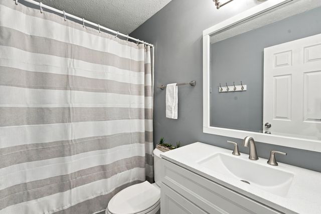 4085 Beauty Rose Avenue, Westerville, OH 43081