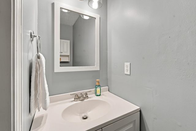 4085 Beauty Rose Avenue, Westerville, OH 43081