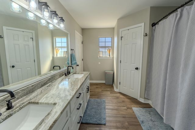 2748 Copper Reef Drive, Navarre, FL 32566