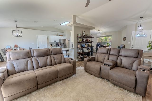 2748 Copper Reef Drive, Navarre, FL 32566