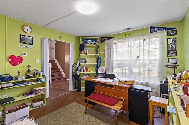 2492 Seven Kings RD, Virginia Beach, VA 23456