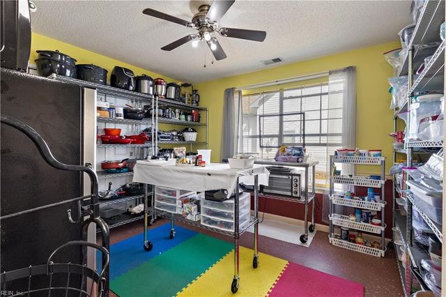 2492 Seven Kings RD, Virginia Beach, VA 23456