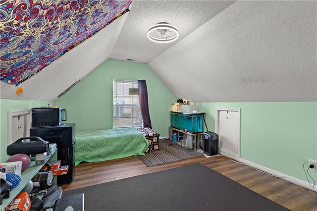 2492 Seven Kings RD, Virginia Beach, VA 23456