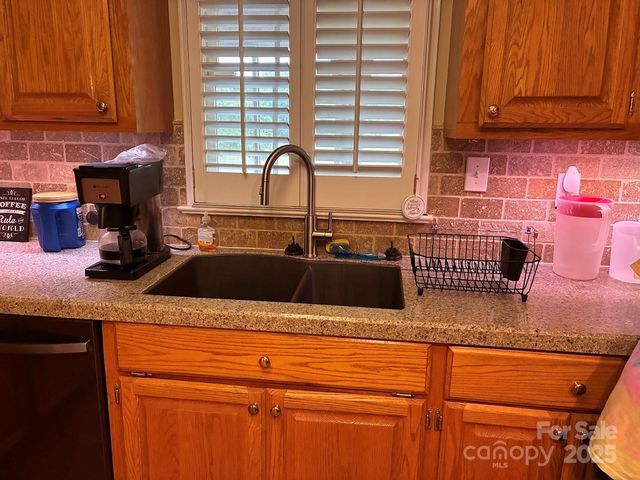 1310 N Piedmont Avenue, Kings Mountain, NC 28086