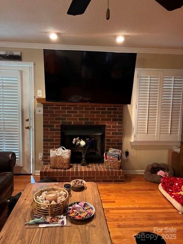 1310 N Piedmont Avenue, Kings Mountain, NC 28086